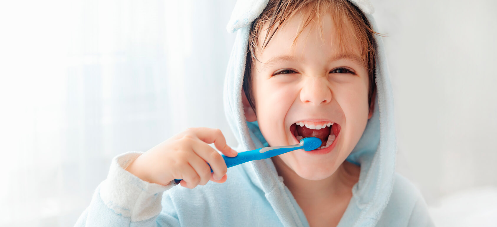 Как правильно чистить зубы ребенку: Изображение 2